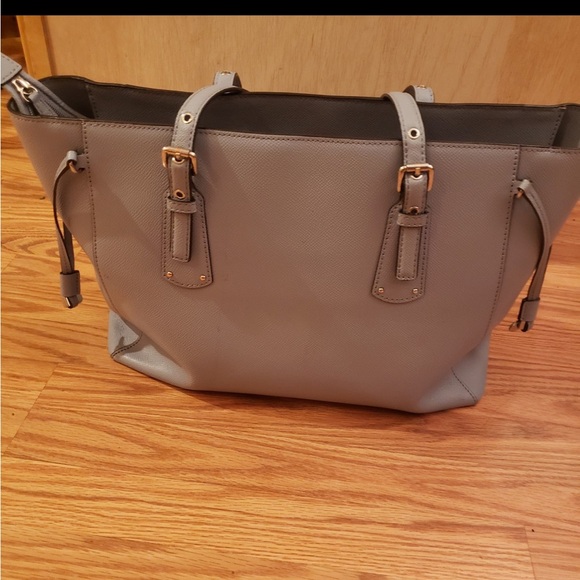 Michael Kors bag - Picture 2 of 4